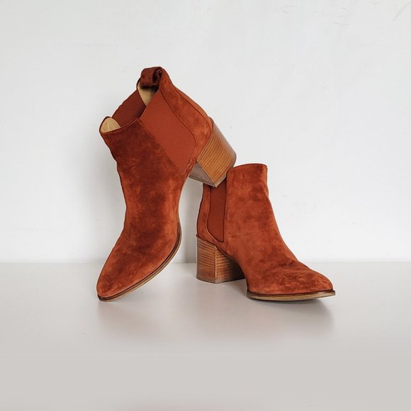 Everlane Women's Ankle Boots in Rust Suede - Picture 2 of 11